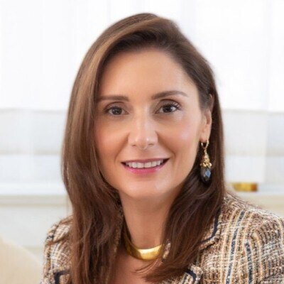 linkedin pic front